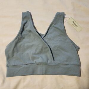 DavyPiper Women's Soft Blue Crossover Bra - Medium - New With Tags